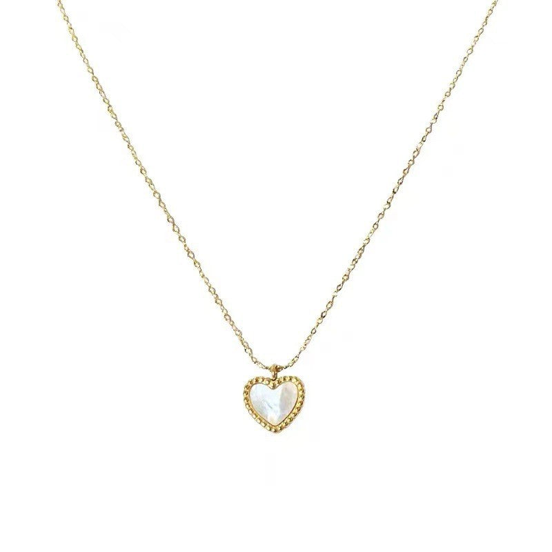Wholesale Mother-of-pearl heart titanium steel simple clavicle chain jewelry